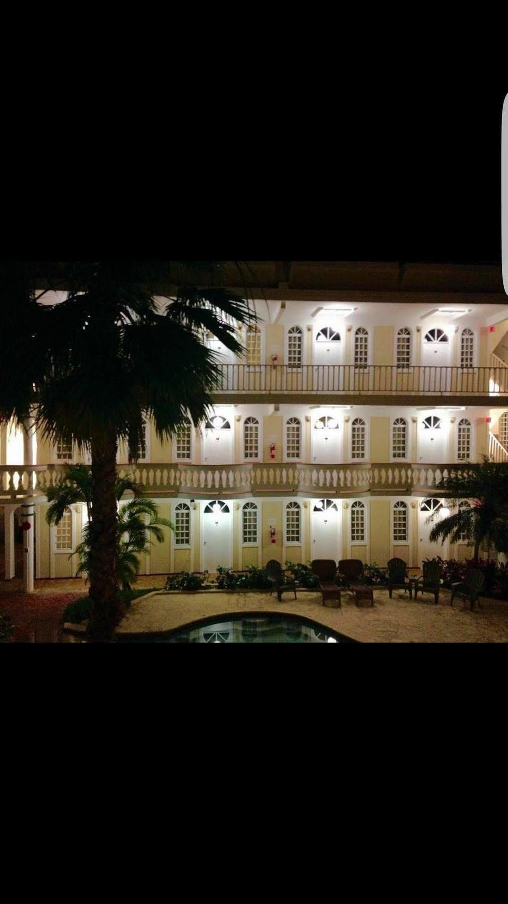 The Village Inn Каролина Екстериор снимка